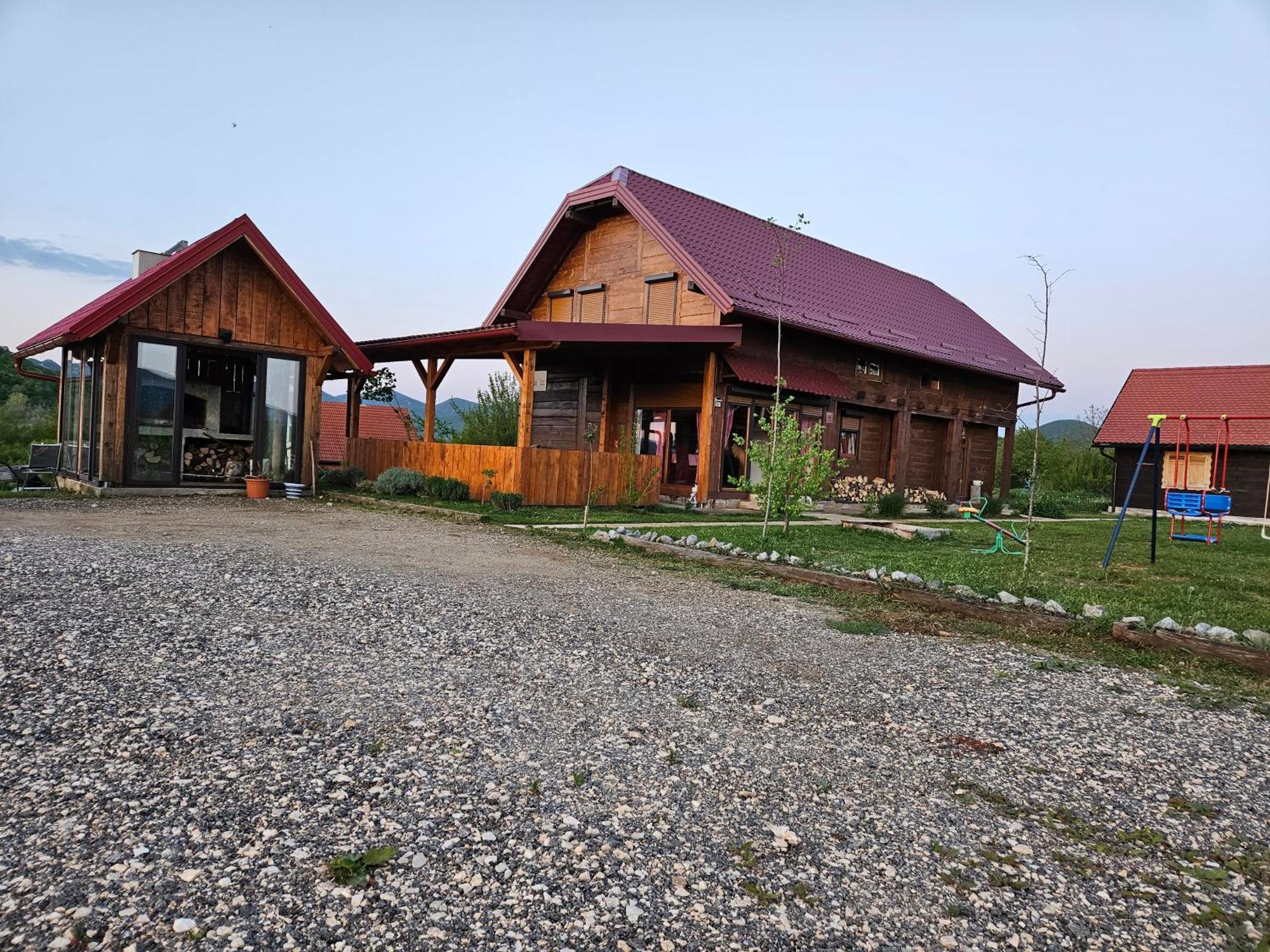 Ruralna Kuca Za Odmor Lika Villa Lovinac  Eksteriør billede