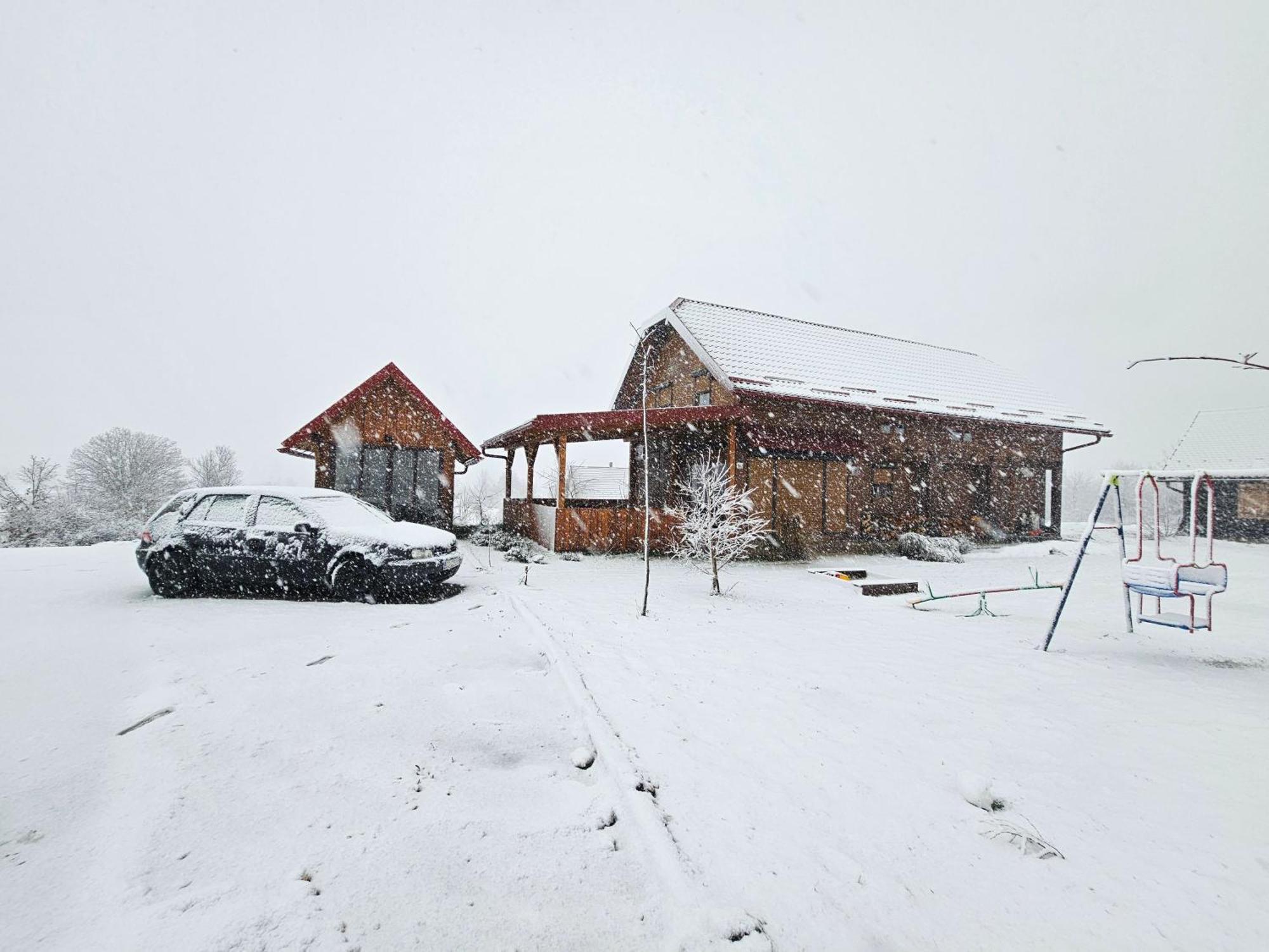 Ruralna Kuca Za Odmor Lika Villa Lovinac  Eksteriør billede